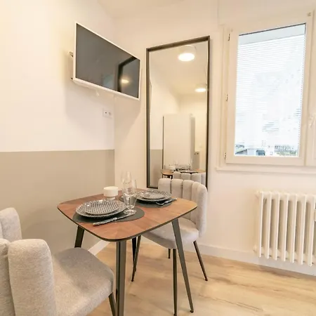 Apparthotel-gare-chambery Apartment Chambery