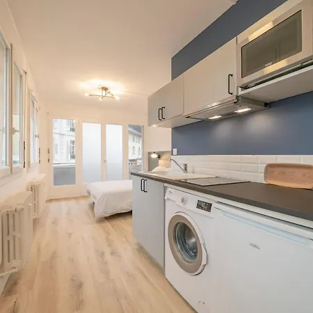 Apartment Apparthotel-gare-chambery *